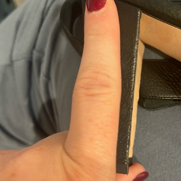 manolo blahnik - Picture 6 of 6